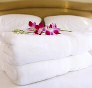 Emerald Isle Beach Rentals with Linen Service