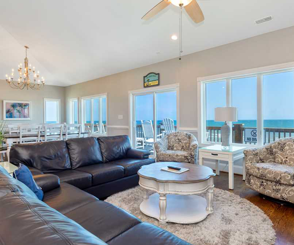 Featured Property Sail Away - Living Room