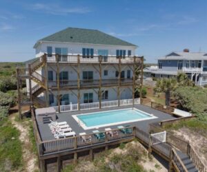 Featured Property of the Week – Sail Away