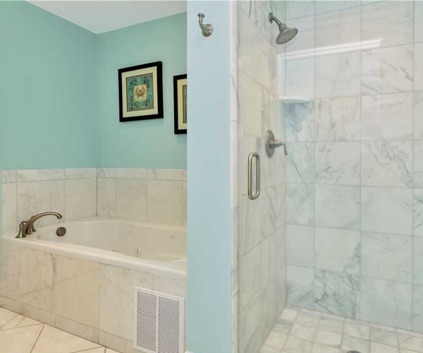 Featured Property Grand Villas 6B - Bathroom