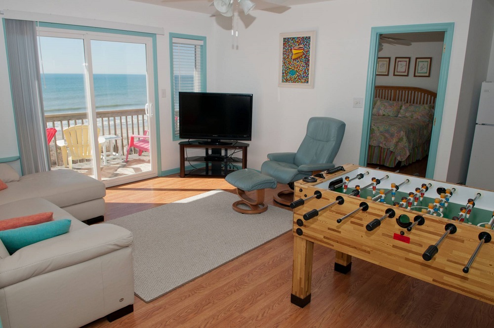Emerald Star - Game Room