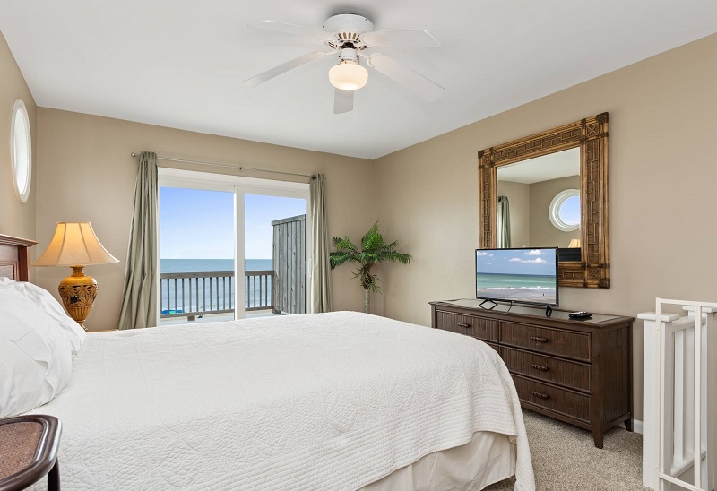 Gull Cottage East - Bedroom