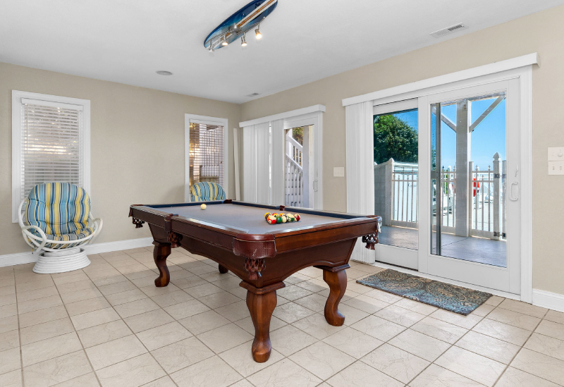 image of a sea palace pool table