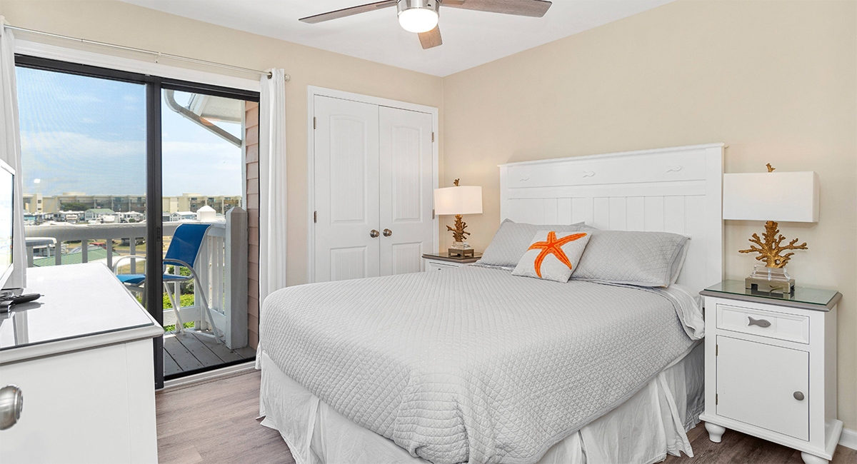 Pebble Beach D305 bedroom