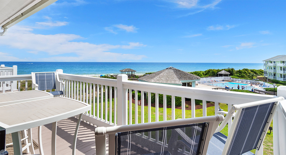 Pebble Beach D305 beach view