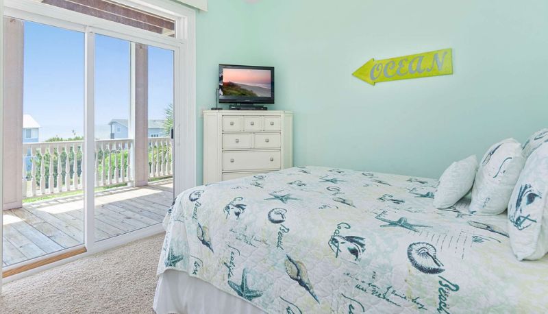 Red Snapper Club bedroom