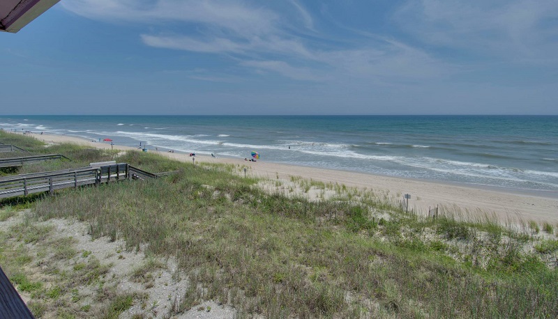 A Recovery Room East - Beach View