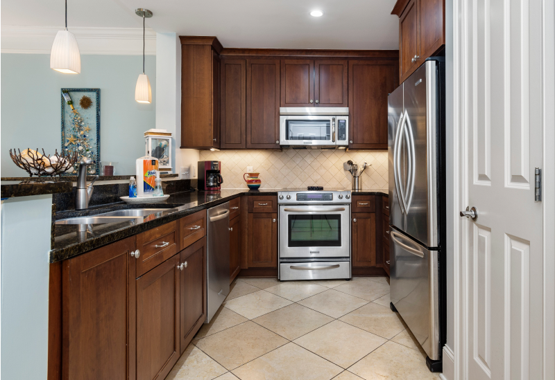 image of Grande Villas 4-F kitchen 