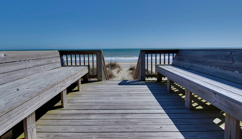 Aboard Delight East - Beach Access