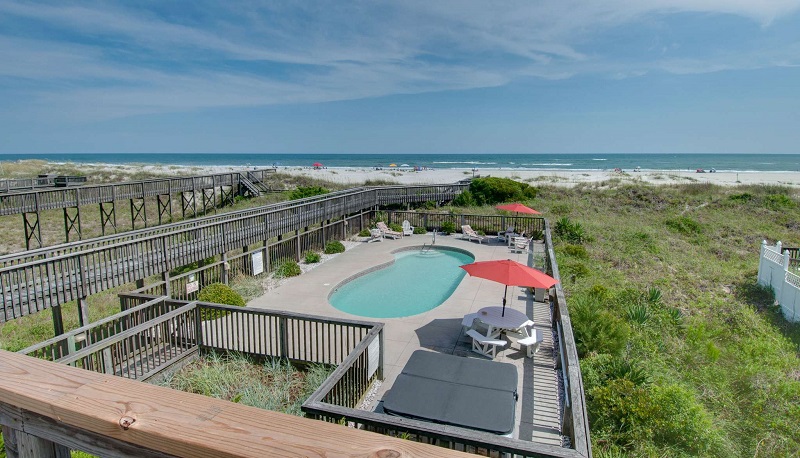 Rozgonyi Cottage - Pool View