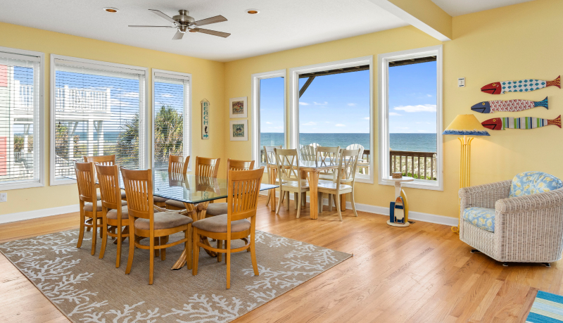 image of Always Sunny dining room