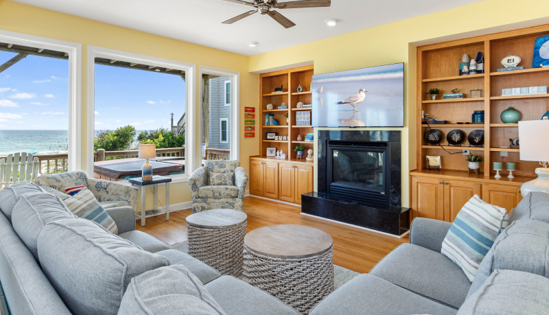 image of Always Sunny living room
