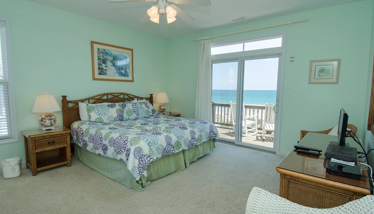 Beach Odyssey - Bedroom