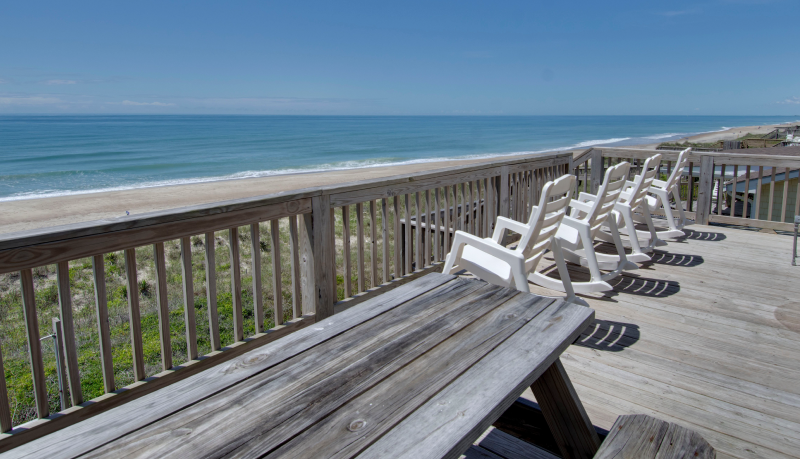 lighthouse west - oceanfront patio