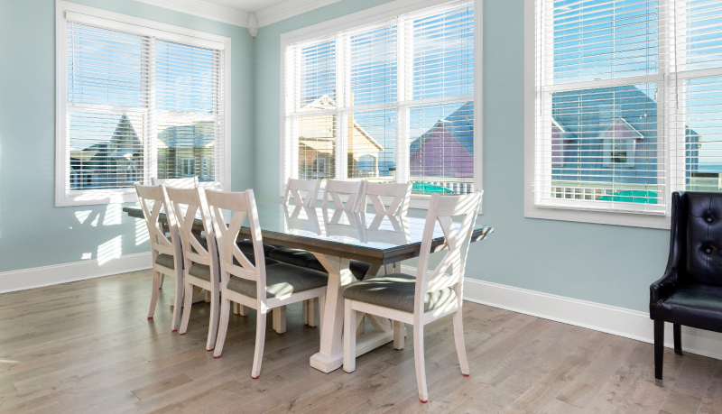 summer lovin - dining room