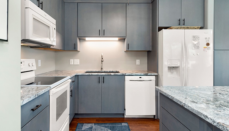 Jewel of The Isle Up - kitchen 2
