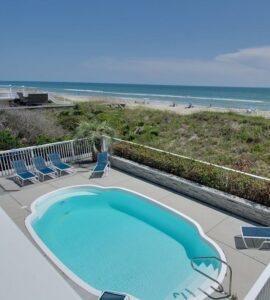 Enjoy amenity-packed vacation rentals in Emerald Isle for your spring vacation