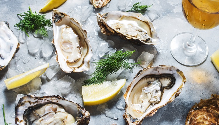 Indulge in the finest coastal cuisine during your spring vacation in Emerald Isle, NC