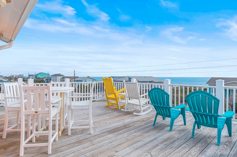 Annie's Place - furnished deck