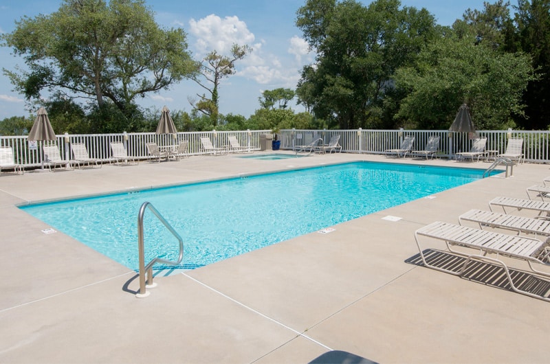Ocean Club I-202 pool