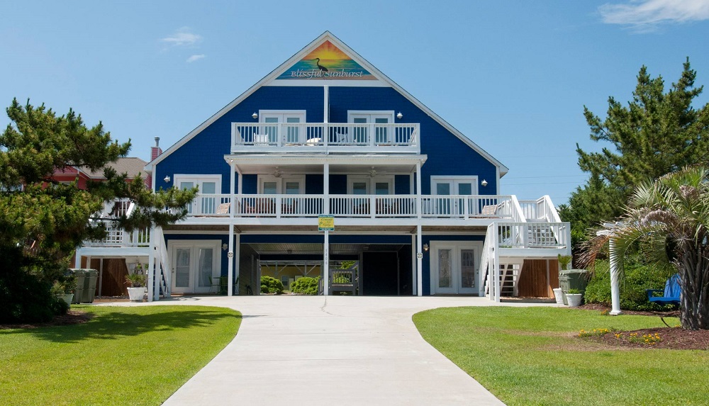 Blissful Sunburst West - Pet Friendly Vacation Rentals in Emerald Isle, NC