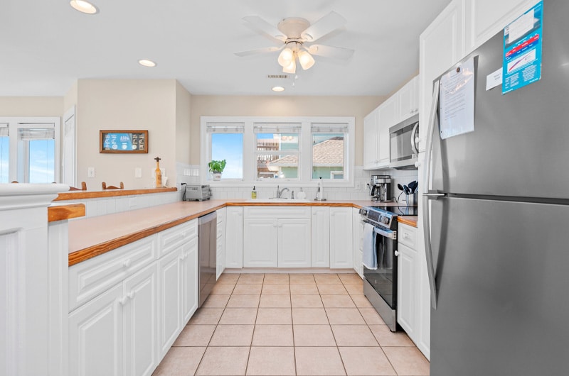 Sea Jack Sons West kitchen