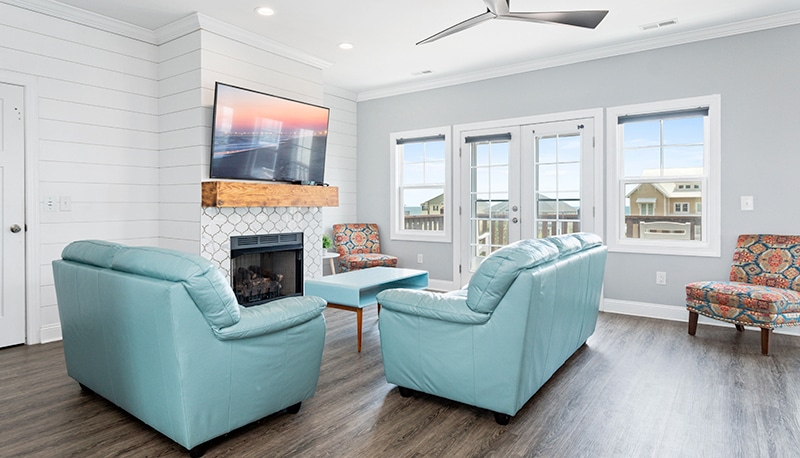 Siren living room