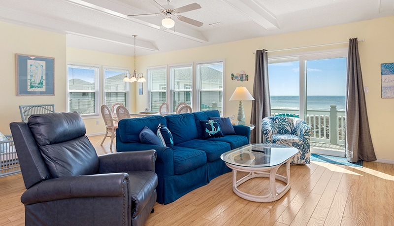 Pier Pointe 3 A-3 West - living room