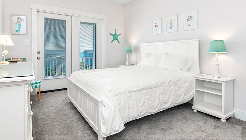 Hooked on the View - bedroom 2