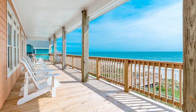 Luxury Sands - oceanfront deck