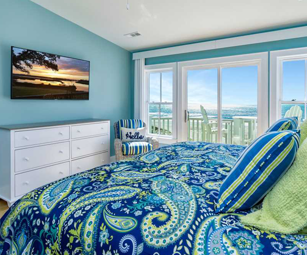 Featured-Property-Boardwalk-Bungalow-Bedroom-1