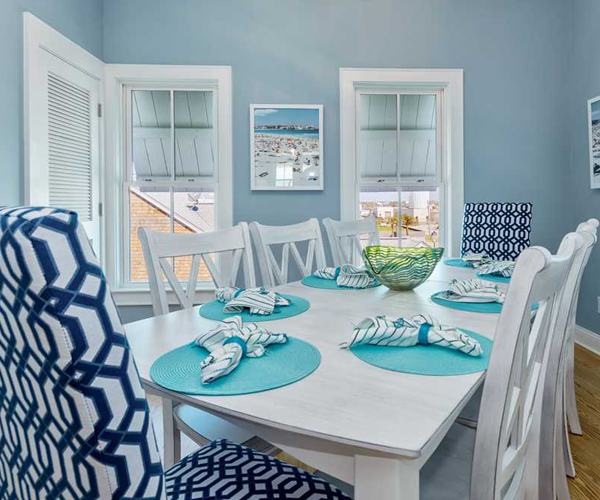 Featured-Property-Boardwalk-Bungalow-Dining-Room