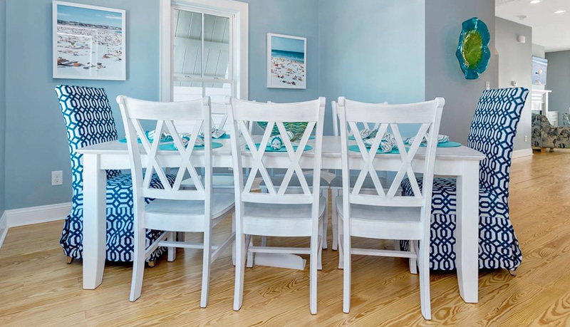 Boardwalk Bungalow - dining room