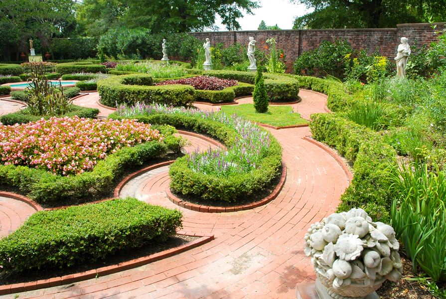 tryon-palace-new-bern-garden