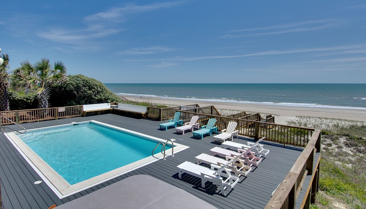 Sail, vacation rental with pool