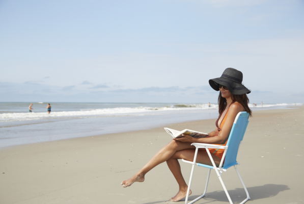 Read a book and relax on the beaches in Emerald Isle NC