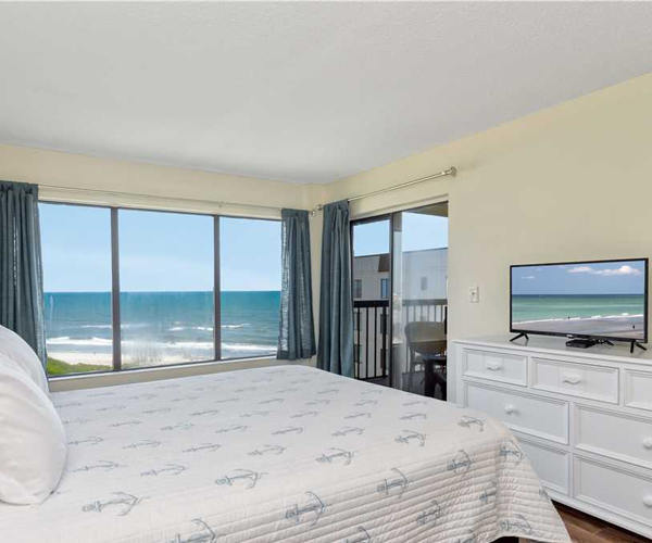 Featured Property Sound of The Sea 614W - Bedroom 1