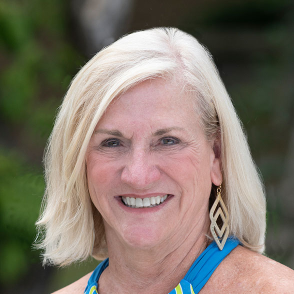 Emma Lee Singleton Real Estate Agent Emerald Isle Realty