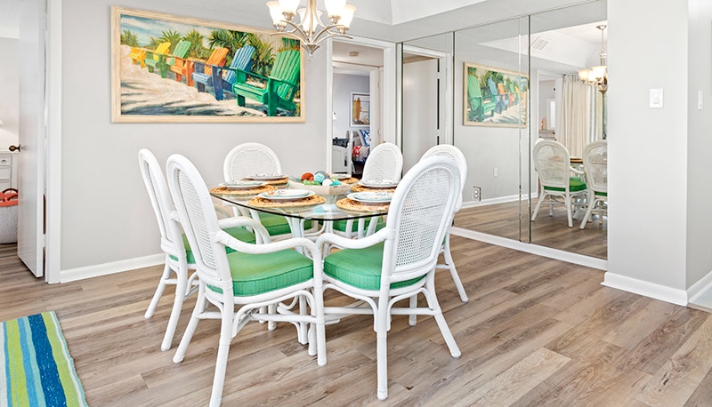Summer Winds A-208 - dining room