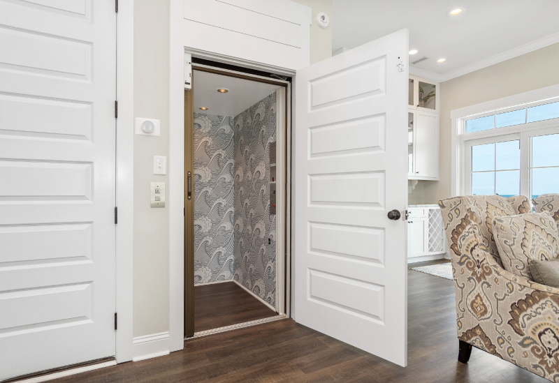 image of In the Bluff elevator