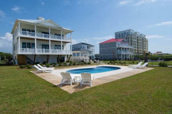 In the Bluff - Vacation Rental in Indian Beach, NC