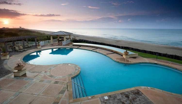 Grande Villas Condo Rentals with a Pool