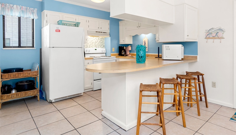 Point Emerald Villa C-106 - kitchen