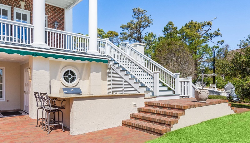 Southern Splendor - Outdoor Cooking Area