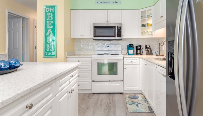 Pier Pointe 2-B-1 “Beach Happy” - kitchen