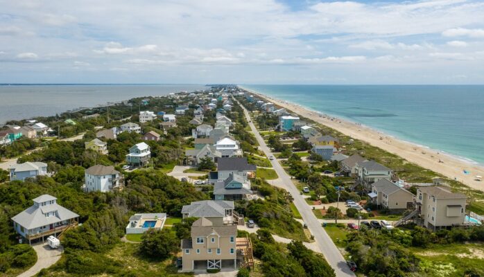 Coastal Real Estate in Emerald Isle, North Carolina Coastal Real Estate in Emerald Isle, North Carolina