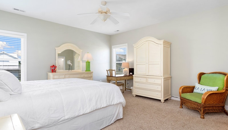 Key Lime Retreat - bedroom