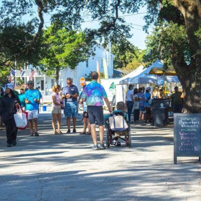 Olde Beaufort Farmers' Market in Beaufort, NC