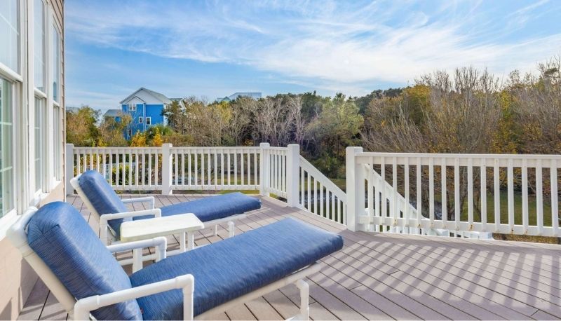 Sea Isle Deck