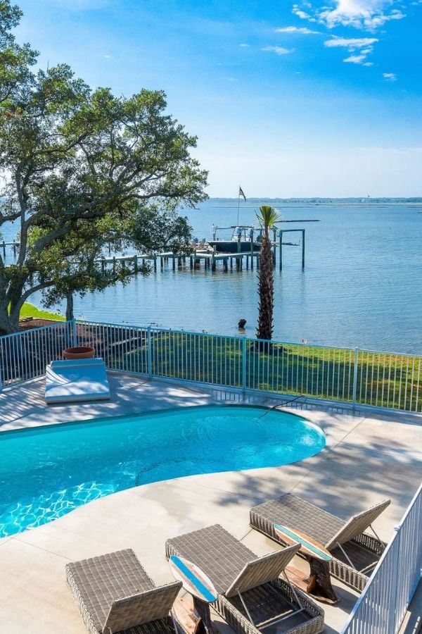 Book Soundfront Vacation Rentals in Emerald Isle, North Carolina